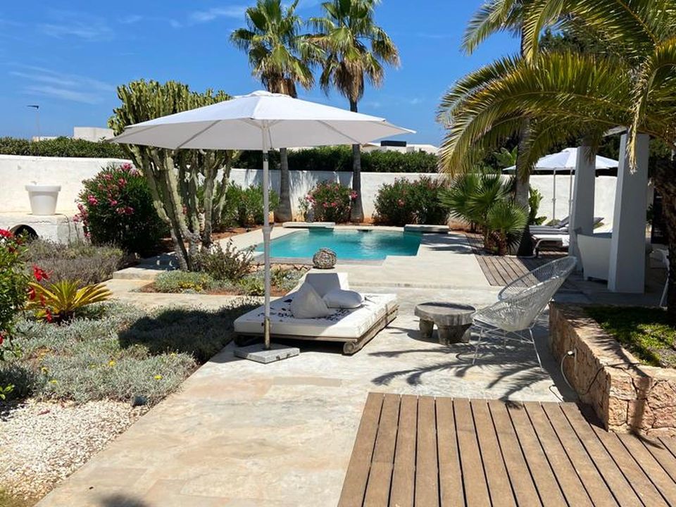 Villa i Cala Tarida, Ibiza - foto 3